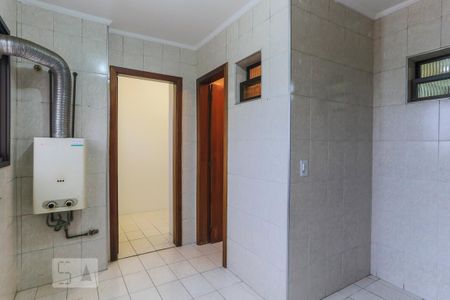 Apartamento à venda com 160m², 3 quartos e 2 vagas Apartamento à venda com 160m², 3 quartos e 2 vagasÁrea de Serviço ( Aquecedor a Gás )