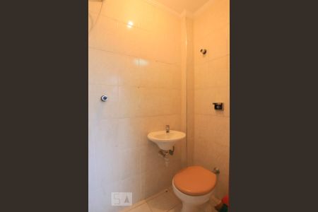 Apartamento à venda com 160m², 3 quartos e 2 vagas Apartamento à venda com 160m², 3 quartos e 2 vagasBanheiro de Serviço