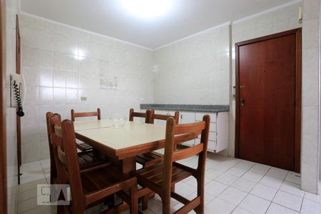 Apartamento à venda com 160m², 3 quartos e 2 vagas Apartamento à venda com 160m², 3 quartos e 2 vagasCopa Cozinha