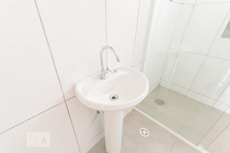 Banheiro de casa para alugar com 2 quartos, 90m² em Aclimação, São Paulo