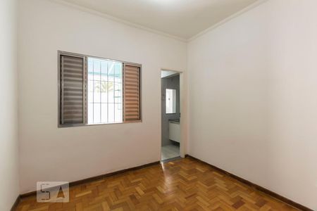 Casa à venda com 250m², 3 quartos e 2 vagasQuarto 3 - Suíte
