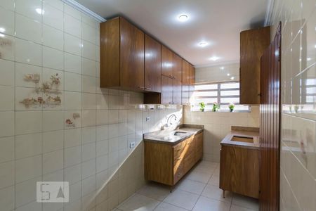 Casa à venda com 250m², 3 quartos e 2 vagasCozinha (Armários)