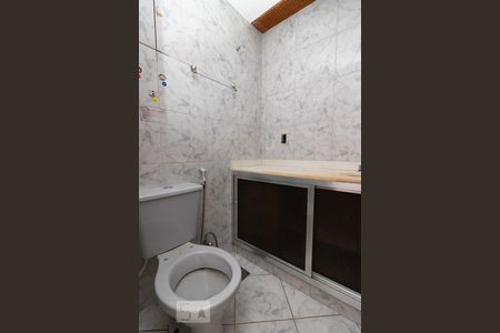 Banheiro de apartamento para alugar com 2 quartos, 72m² em Méier, Rio de Janeiro