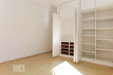 Quarto 01 de apartamento à venda com 2 quartos, 106m² em Jardim Paulista, São Paulo
