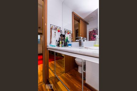 Apartamento à venda com 160m², 3 quartos e 2 vagasBanheiro Social