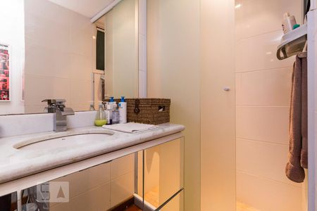 Apartamento à venda com 160m², 3 quartos e 2 vagasBanheiro Social