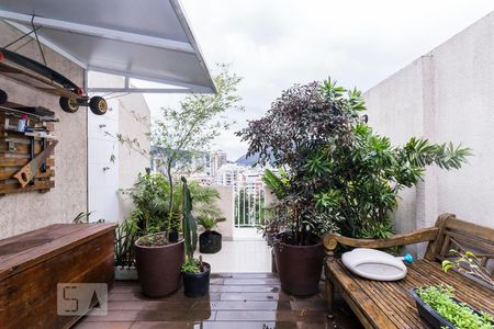 Apartamento à venda com 160m², 3 quartos e 2 vagasTerraço