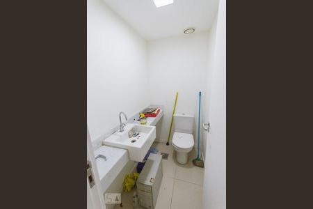 Lavabo de apartamento à venda com 4 quartos, 136m² em Jacarepaguá, Rio de Janeiro