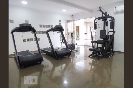 Apartamento à venda com 220m², 3 quartos e 4 vagas Apartamento à venda com 220m², 3 quartos e 4 vagasAcademia