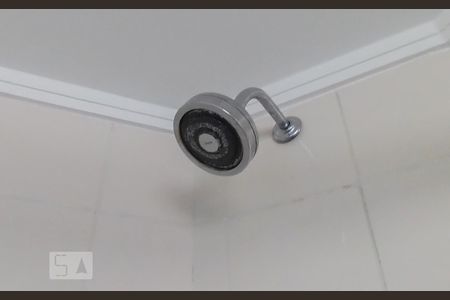 Apartamento à venda com 220m², 3 quartos e 4 vagas Apartamento à venda com 220m², 3 quartos e 4 vagasChuveiro