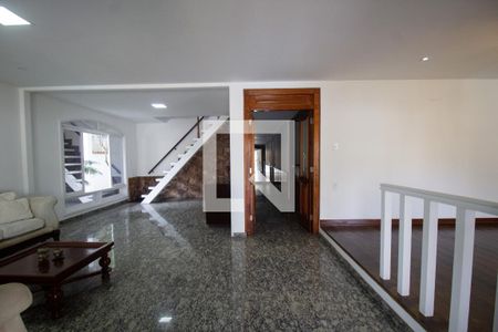Sala de casa para alugar com 4 quartos, 400m² em Recreio dos Bandeirantes, Rio de Janeiro