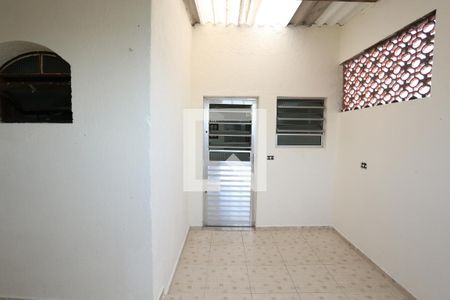 Casa para alugar com 90m², 2 quartos e sem vagaÁrea de Serviço