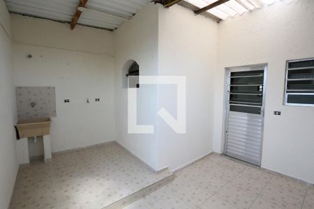 Casa para alugar com 90m², 2 quartos e sem vagaÁrea de Serviço