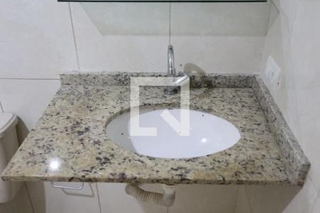 Casa para alugar com 90m², 2 quartos e sem vagaBanheiro