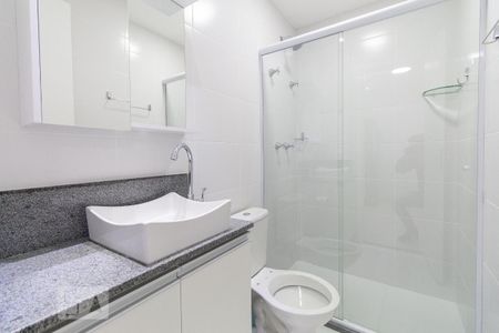 Banheiro de kitnet/studio para alugar com 1 quarto, 26m² em Tatuapé, São Paulo