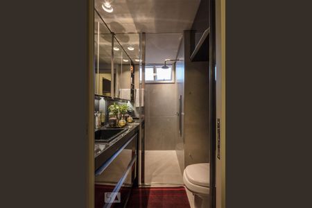 Banheiro de apartamento para alugar com 1 quarto, 58m² em Funcionários, Belo Horizonte