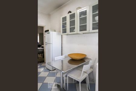 Apartamento à venda com 83m², 2 quartos e sem vagaCozinha