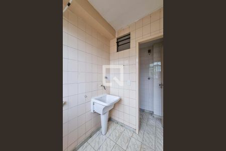 Apartamento para alugar com 75m², 3 quartos e 1 vagaÁrea de Serviço