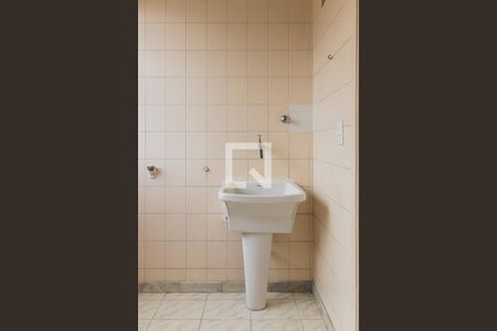 Apartamento para alugar com 75m², 3 quartos e 1 vagaÁrea de Serviço