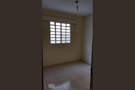 Quarto 1 de apartamento para alugar com 2 quartos, 45m² em Serrano, Belo Horizonte