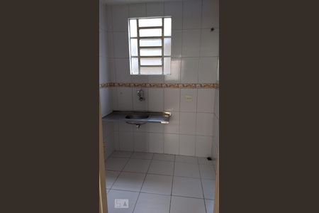 Cozinha de apartamento para alugar com 2 quartos, 45m² em Serrano, Belo Horizonte
