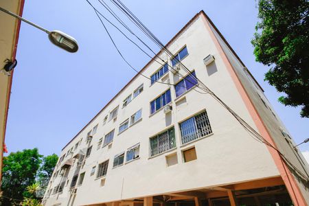 Apartamento para alugar com 50m², 2 quartos e 1 vagaFachada