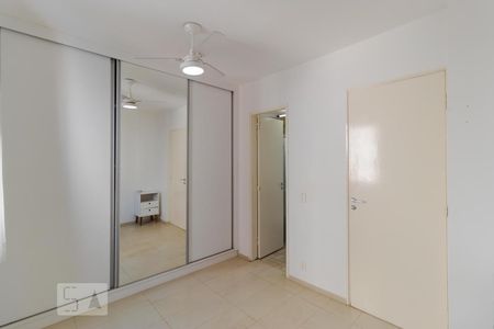 Apartamento à venda com 70m², 3 quartos e 1 vagaSuíte
