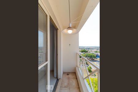 Apartamento à venda com 70m², 3 quartos e 1 vagaSacada