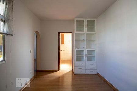 Sala de apartamento para alugar com 1 quarto, 56m² em Lourdes, Belo Horizonte