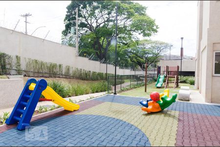 Apartamento à venda com 73m², 2 quartos e 1 vagaDependências do prédio - playground