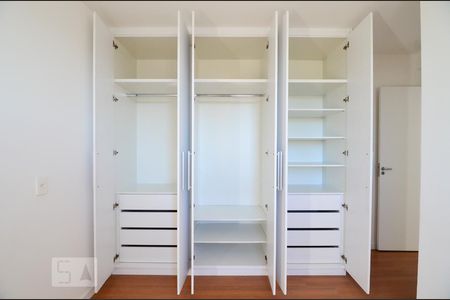 Apartamento à venda com 73m², 2 quartos e 1 vagaSuíte