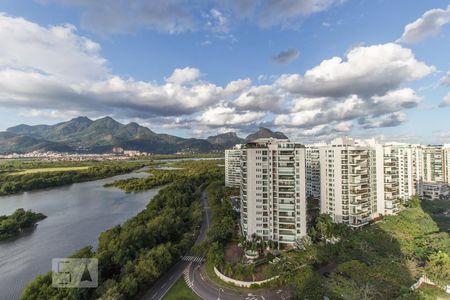 Apartamento à venda com 215m², 3 quartos e 3 vagasVista Terraço (segundo andar)