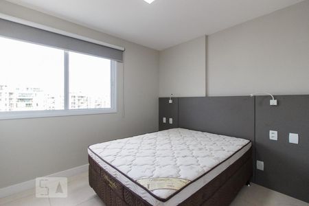 Suíte 1 (primeiro andar) de apartamento à venda com 3 quartos, 215m² em Barra da Tijuca, Rio de Janeiro