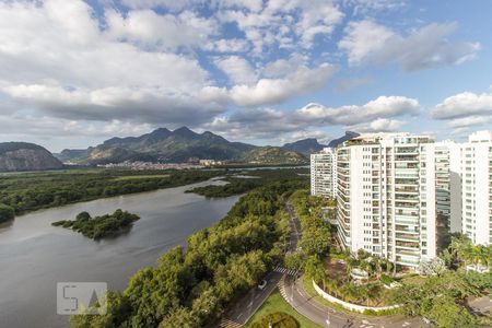 Vista Varanda (primeiro andar) de apartamento à venda com 3 quartos, 215m² em Barra da Tijuca, Rio de Janeiro