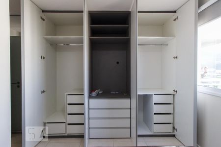 Apartamento à venda com 215m², 3 quartos e 3 vagasDetalhe