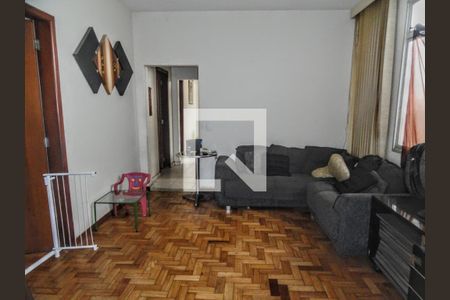 Casa à venda com 4 quartos, 195m² em Sagrada Família, Belo Horizonte