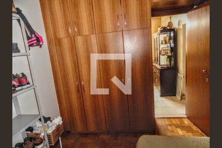 Casa à venda com 4 quartos, 195m² em Sagrada Família, Belo Horizonte