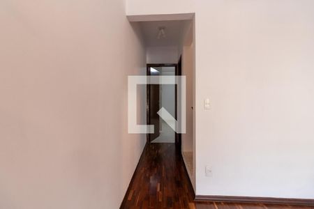 Corredor de casa para alugar com 4 quartos, 150m² em Vila Pirajussara, São Paulo