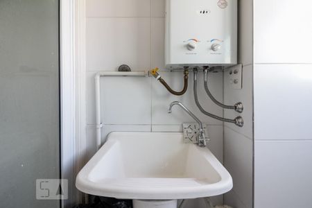 Área de Serviço de apartamento para alugar com 2 quartos, 65m² em Rio Pequeno, São Paulo