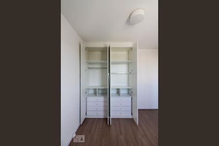 Apartamento para alugar com 65m², 2 quartos e 1 vaga Apartamento para alugar com 65m², 2 quartos e 1 vagaSuíte