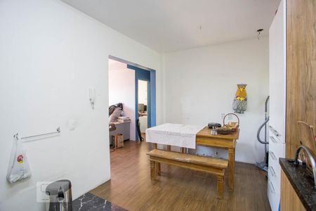 Cozinha de apartamento à venda com 2 quartos, 136m² em Teresópolis, Porto Alegre