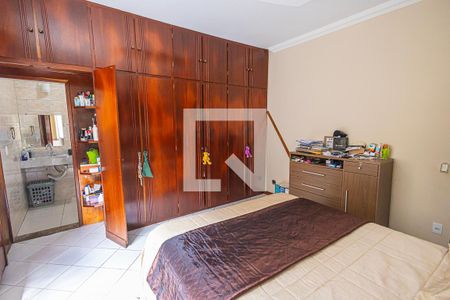 quarto 1 / suite de casa para alugar com 3 quartos, 460m² em Candelária, Belo Horizonte