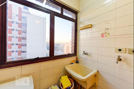 Apartamento para alugar com 70m², 1 quarto e 1 vaga Apartamento para alugar com 70m², 1 quarto e 1 vagaArea Serviço
