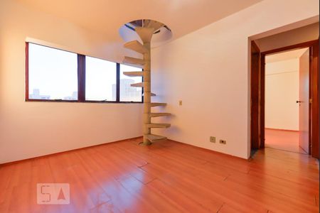 Sala de apartamento para alugar com 1 quarto, 70m² em Pinheiros, São Paulo