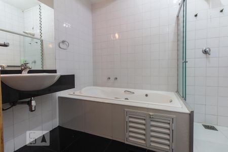 Ban de casa para alugar com 3 quartos, 182m² em Parque Colonial, São Paulo