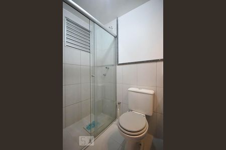 Detalhe do Banheiro de apartamento para alugar com 2 quartos, 60m² em Morumbi, São Paulo