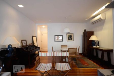 Sala de apartamento para alugar com 3 quartos, 110m² em Gávea, Rio de Janeiro