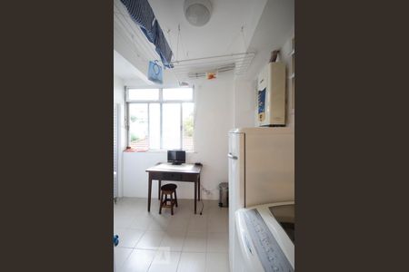 Apartamento para alugar com 110m², 3 quartos e 1 vaga Apartamento para alugar com 110m², 3 quartos e 1 vagaCozinha e Área de Serviço
