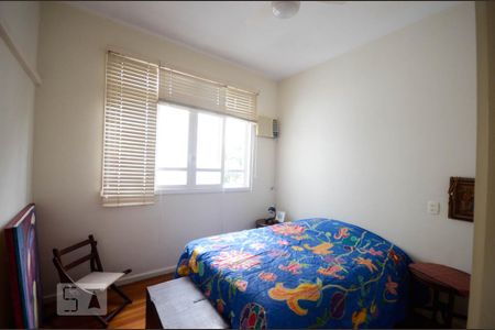 Apartamento para alugar com 110m², 3 quartos e 1 vaga Apartamento para alugar com 110m², 3 quartos e 1 vagaSuite