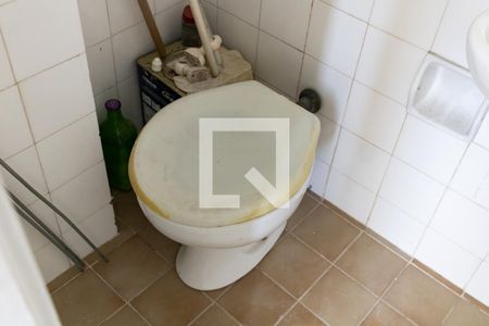 Apartamento à venda com 73m², 3 quartos e 1 vaga Apartamento à venda com 73m², 3 quartos e 1 vagaBanheiro de serviço